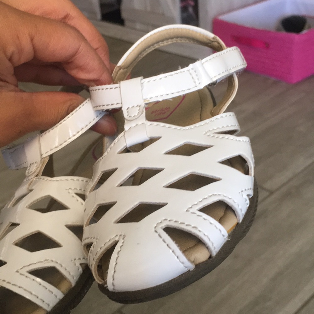 Girls shoes